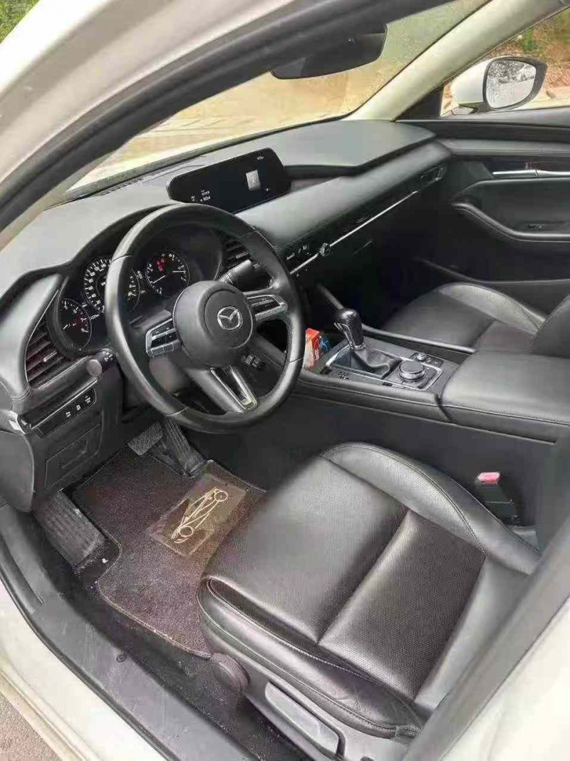 南宁21年马自达昂克赛拉4