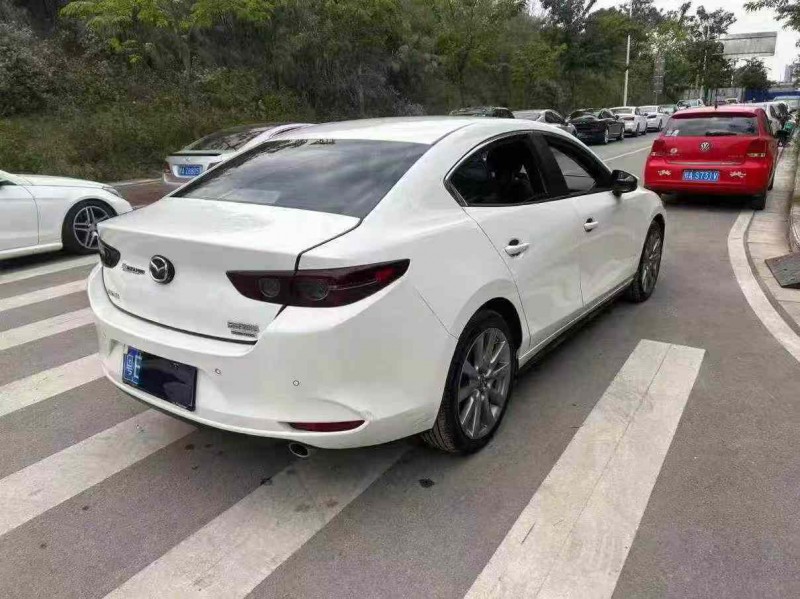 南宁21年马自达昂克赛拉9