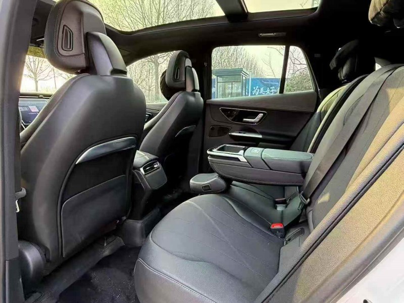 济宁24年奔驰EQE5