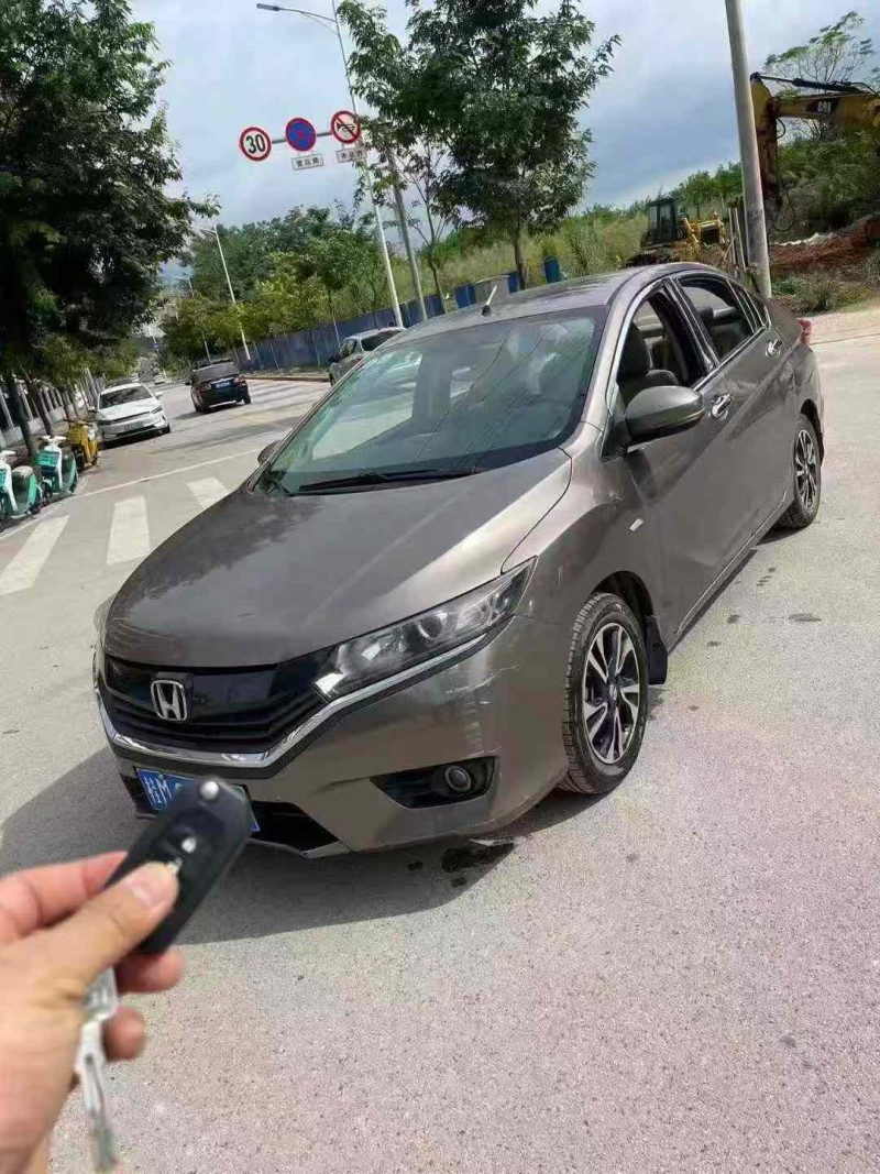 南宁16年本田哥瑞1