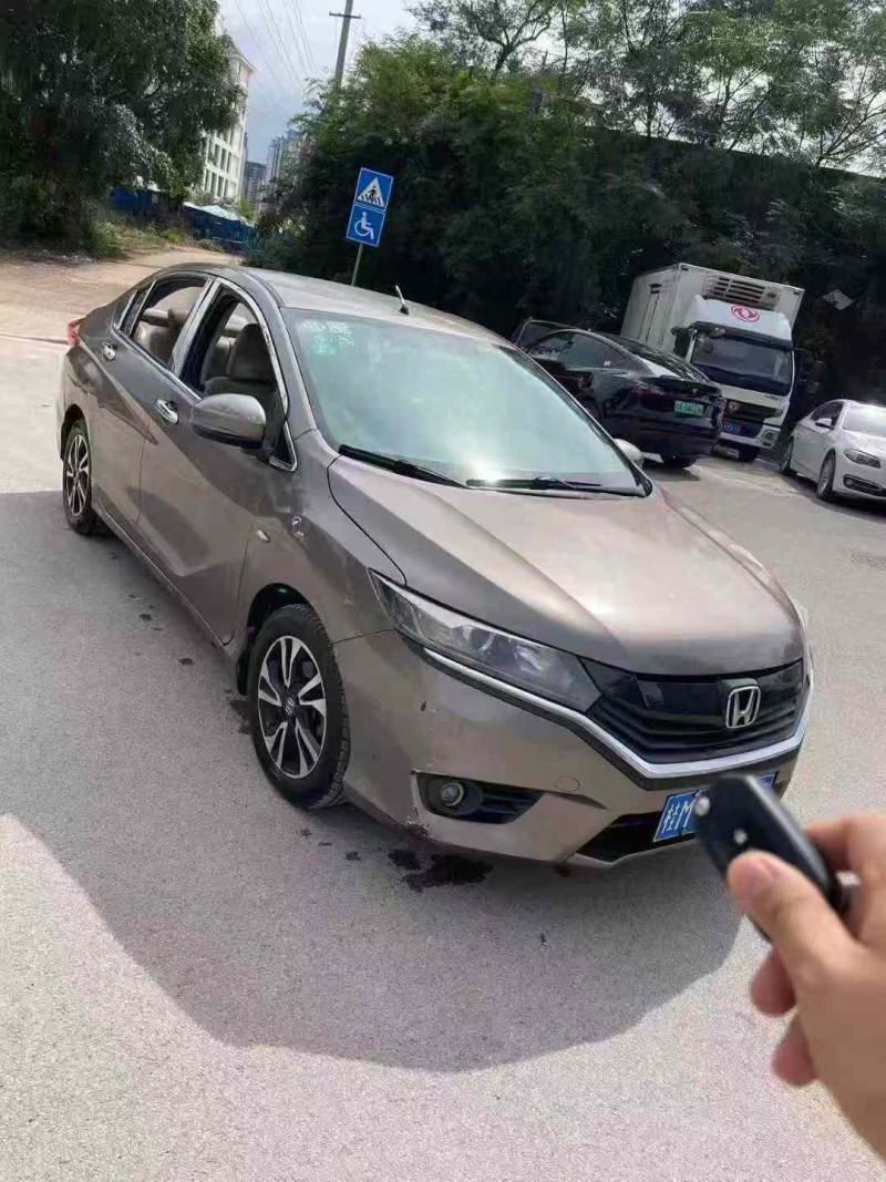 南宁16年本田哥瑞2
