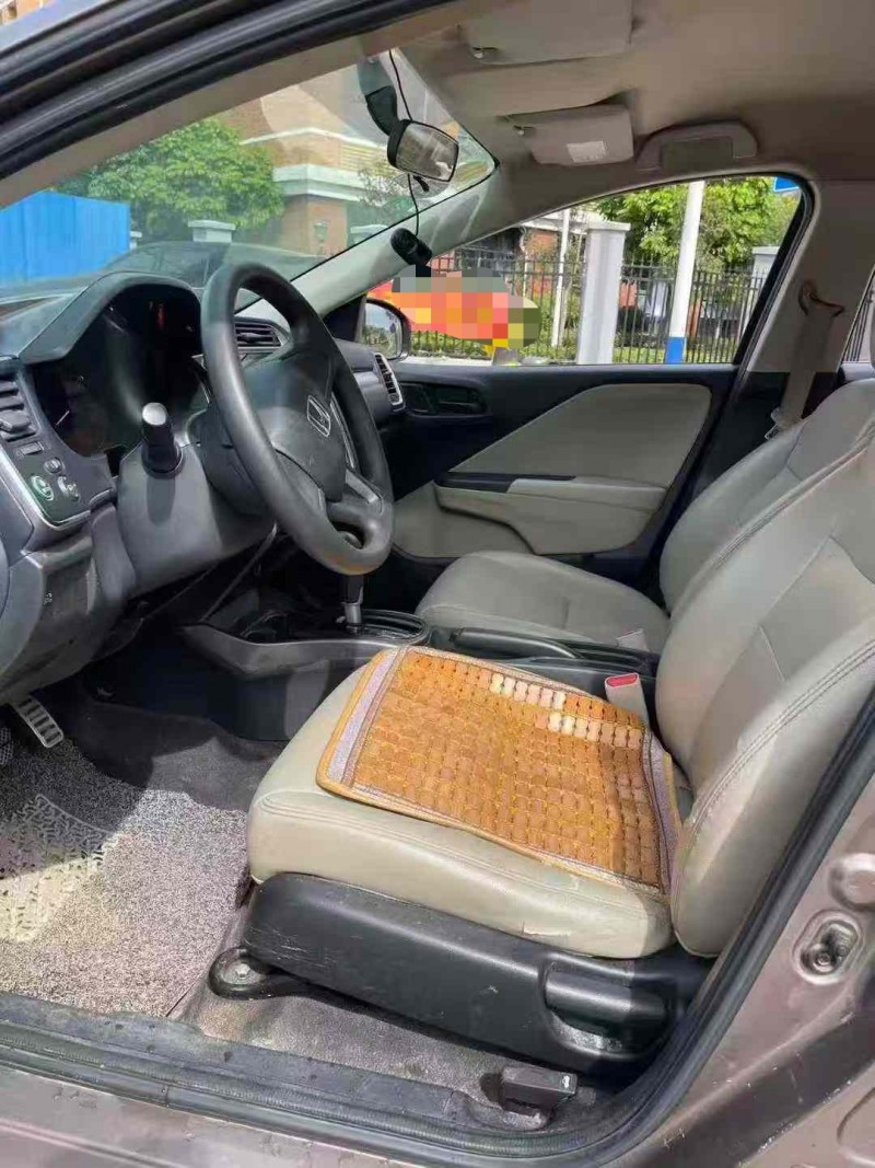 南宁16年本田哥瑞3