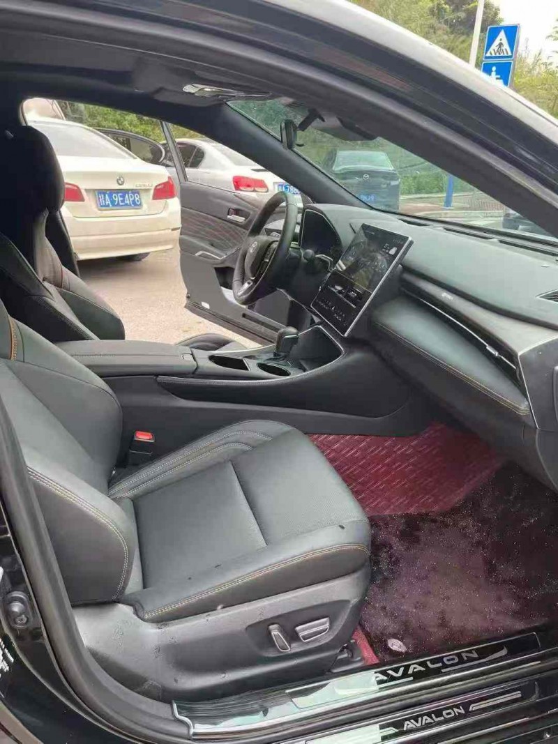 南宁25年丰田亚洲龙5