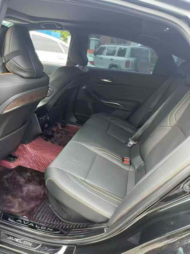 南宁25年丰田亚洲龙7