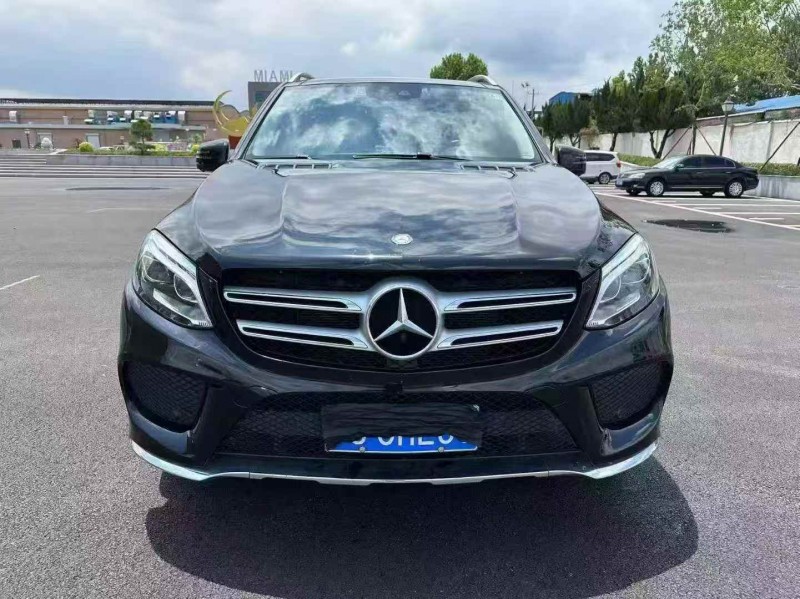 湛江17年奔驰GLE1