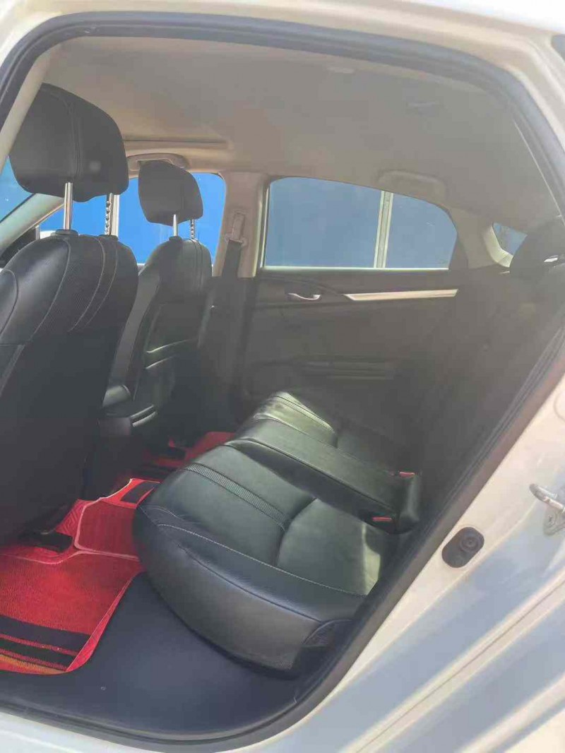 南宁18年本田思域7