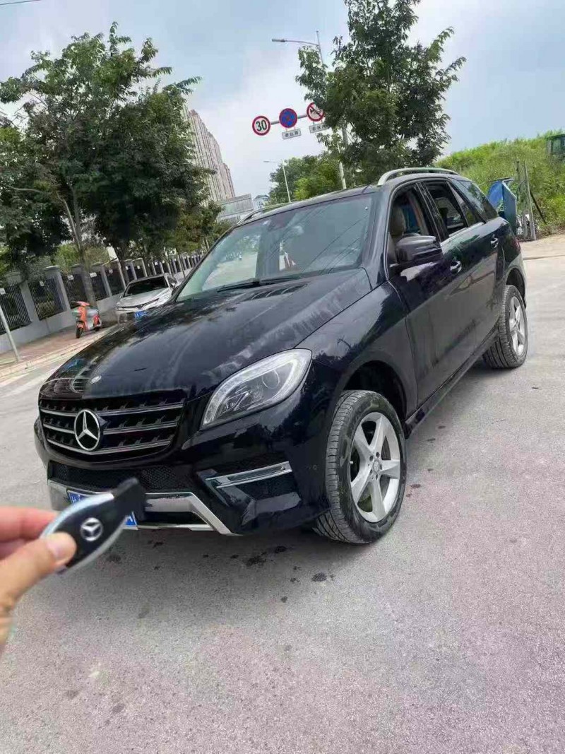 南宁14年奔驰ML2