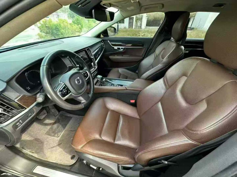 南宁17年沃尔沃S904