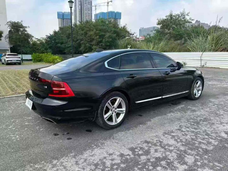 南宁17年沃尔沃S907