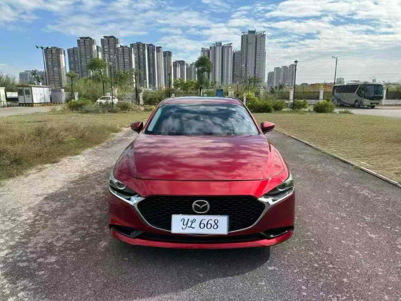 南宁23年马自达昂克赛拉1