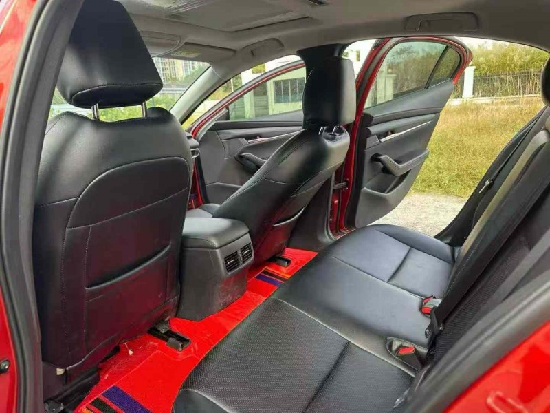 南宁23年马自达昂克赛拉6