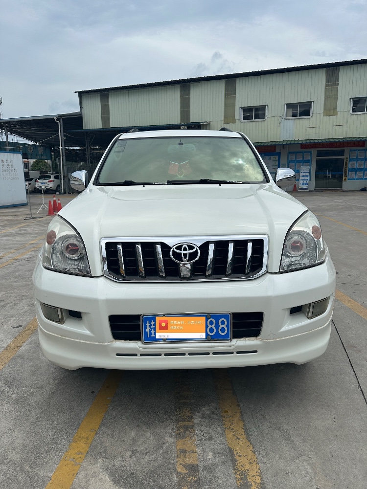 南宁09年丰田普拉多1