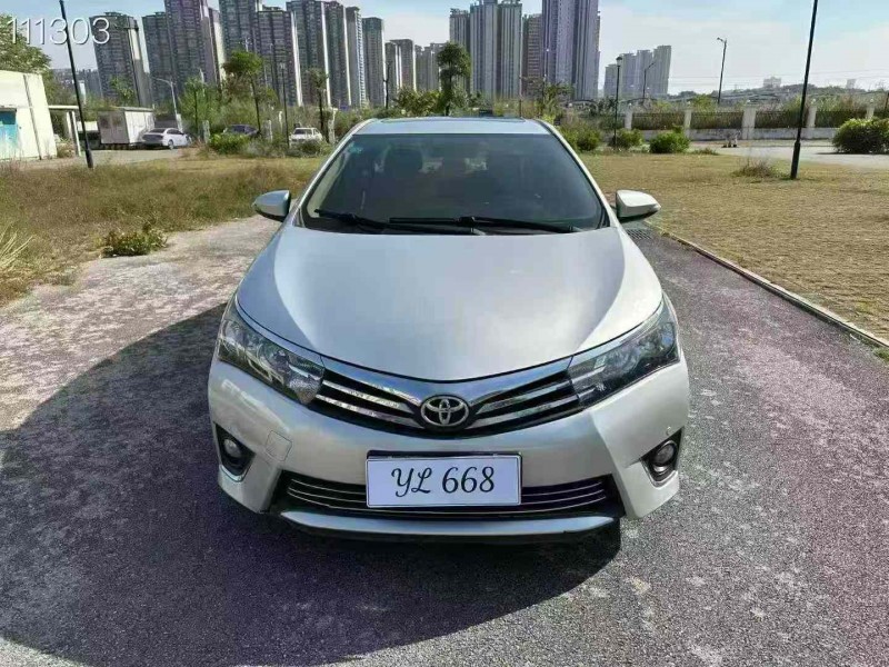 南宁17年丰田卡罗拉1