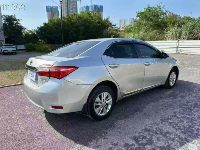 南宁17年丰田卡罗拉8