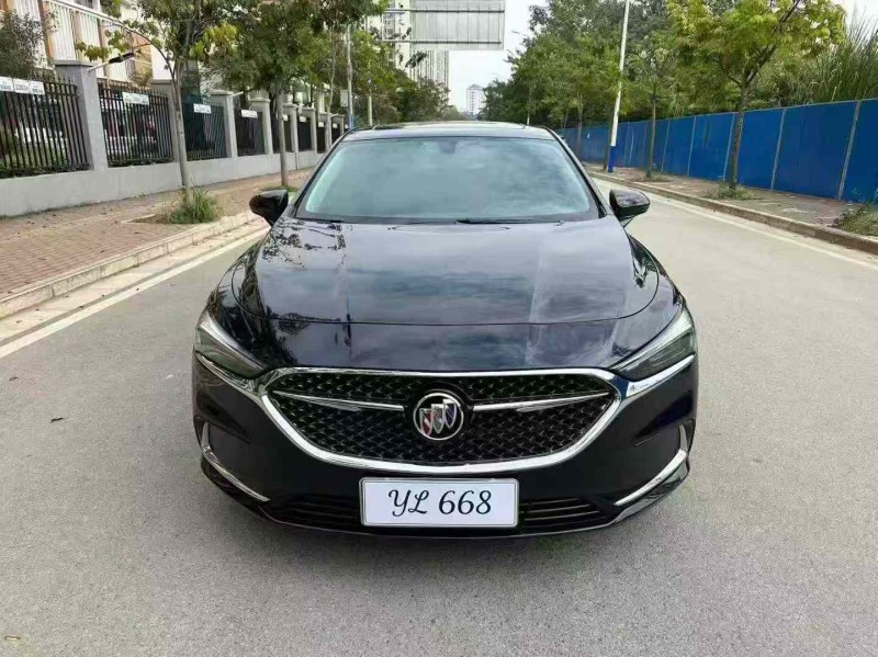 南宁21年别克君越1