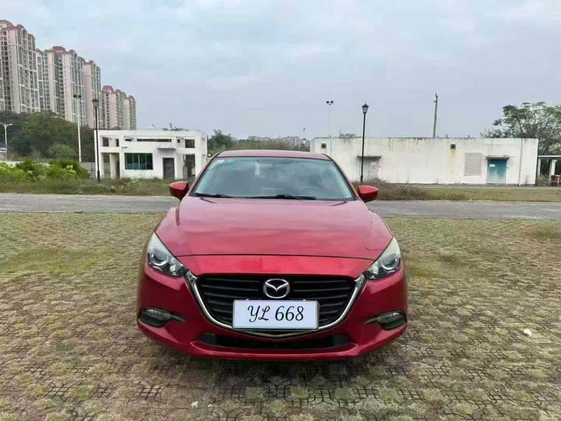 南宁18年马自达昂克赛拉1