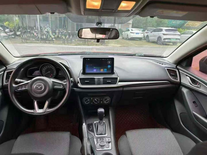 南宁18年马自达昂克赛拉5