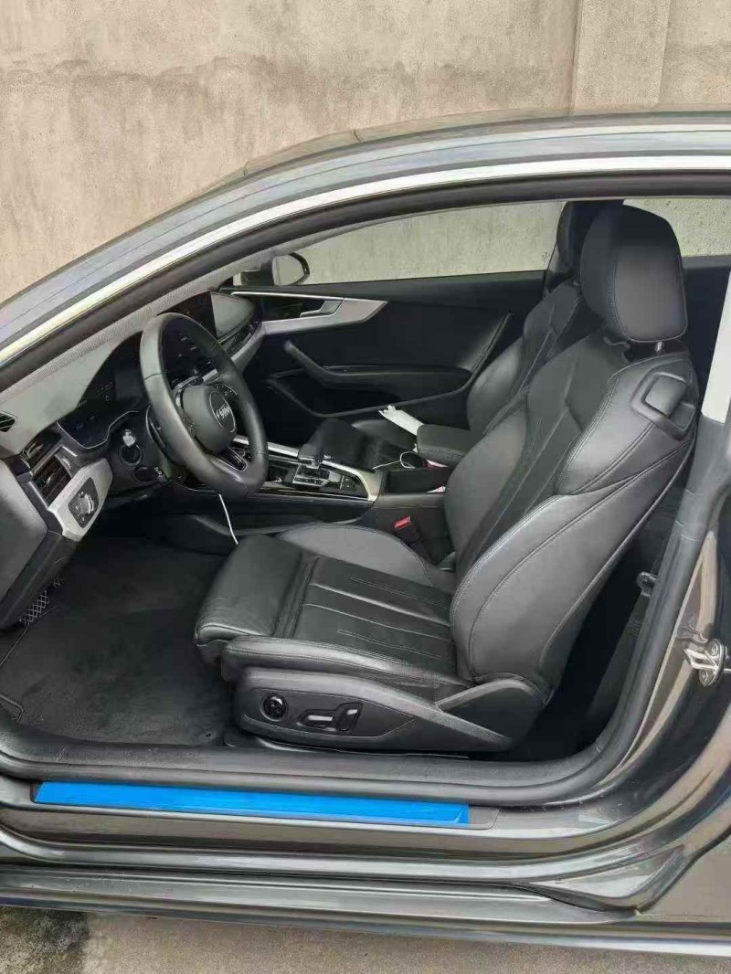 绍兴24年奥迪A54