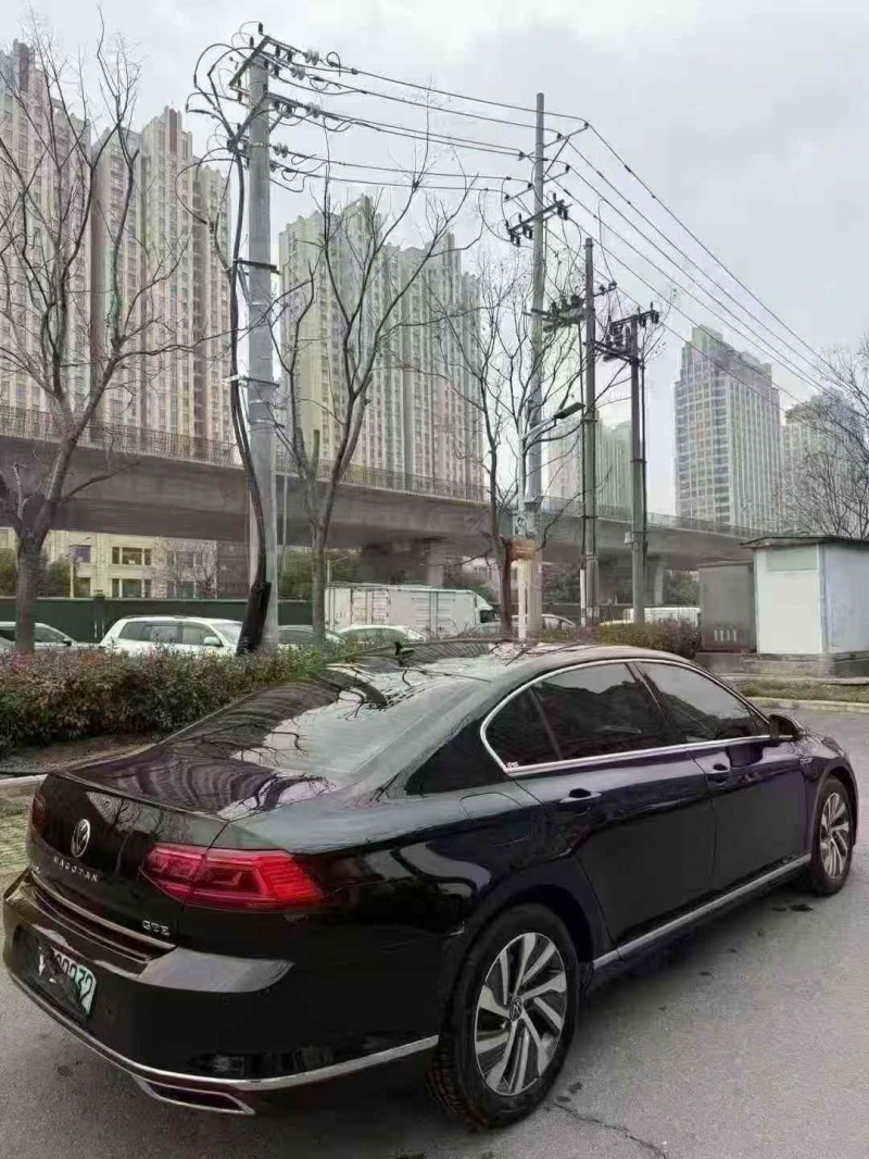 襄阳24年大众迈腾4