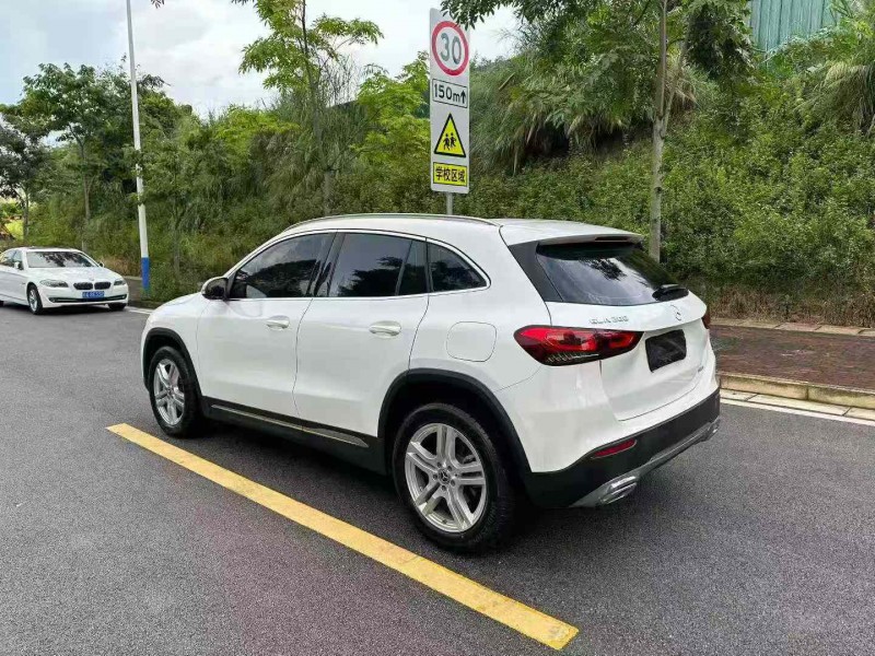 南宁23年奔驰GLA7