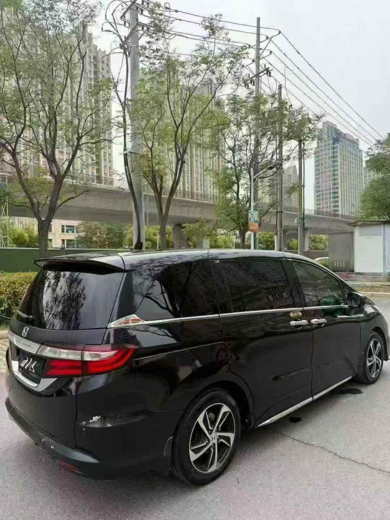 襄阳16年本田奥德赛4