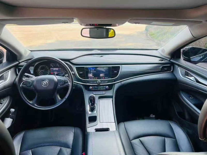 枣庄19年别克君越3