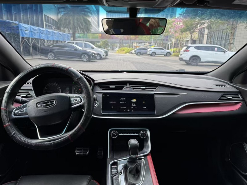 中山21年吉利缤瑞5