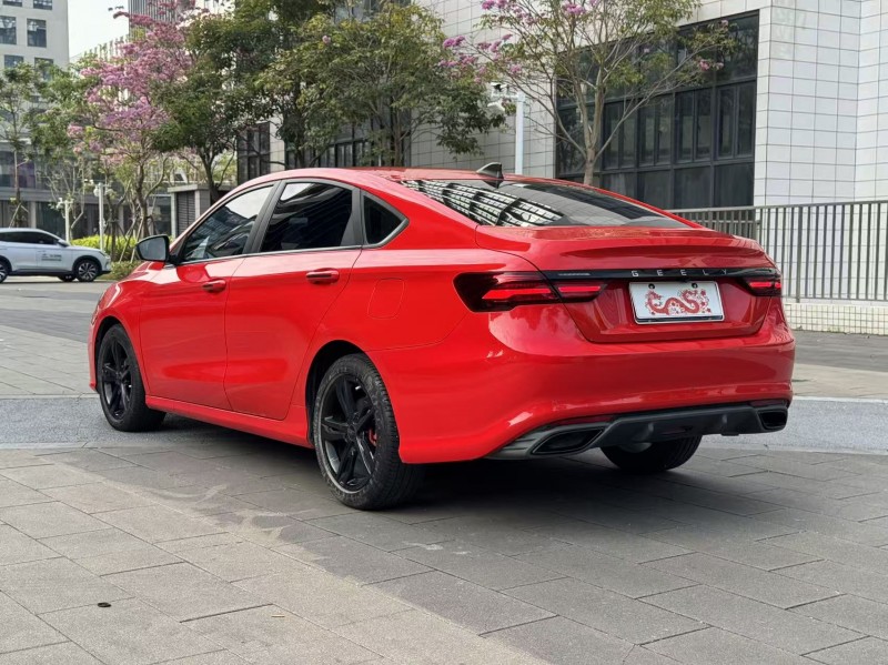 中山21年吉利缤瑞7