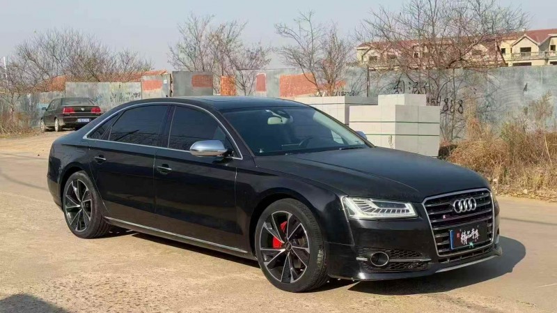 青岛15年奥迪A8L3