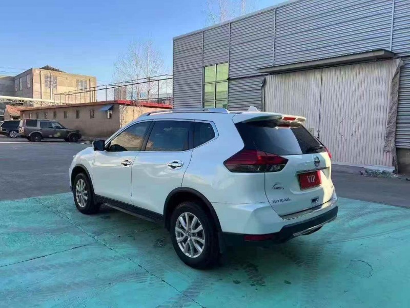 淄博20年日产奇骏7