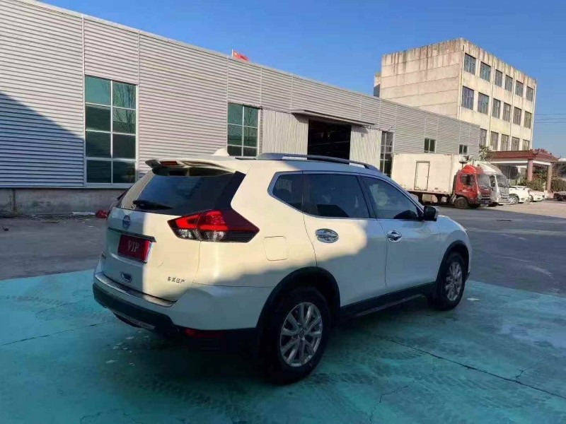 淄博20年日产奇骏8