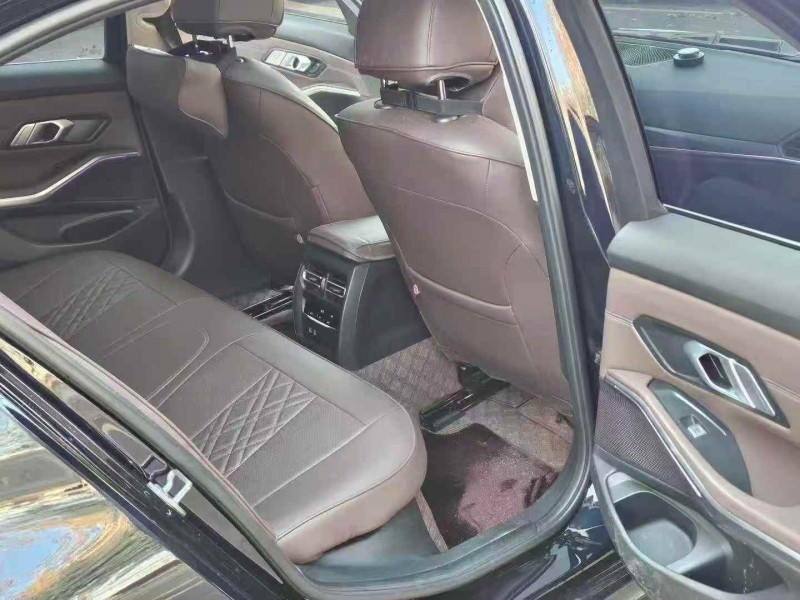 淄博21年宝马3系5