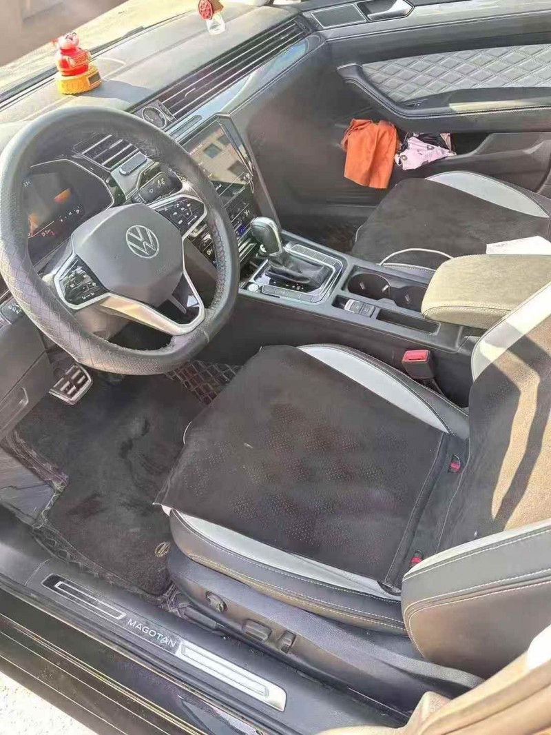 青岛24年大众迈腾4