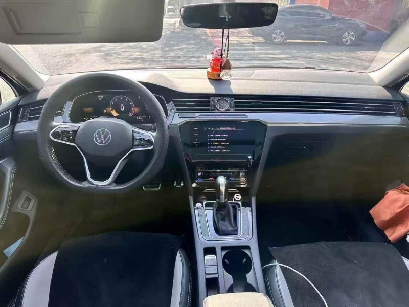 青岛24年大众迈腾5