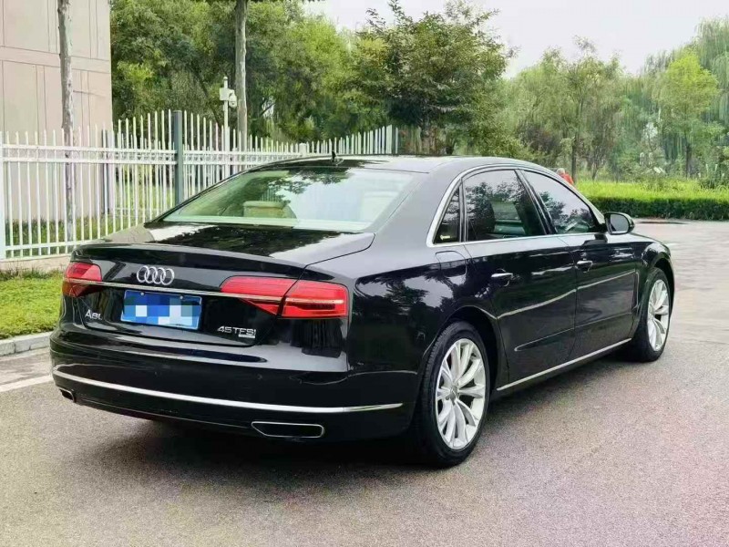 枣庄15年奥迪A8L7