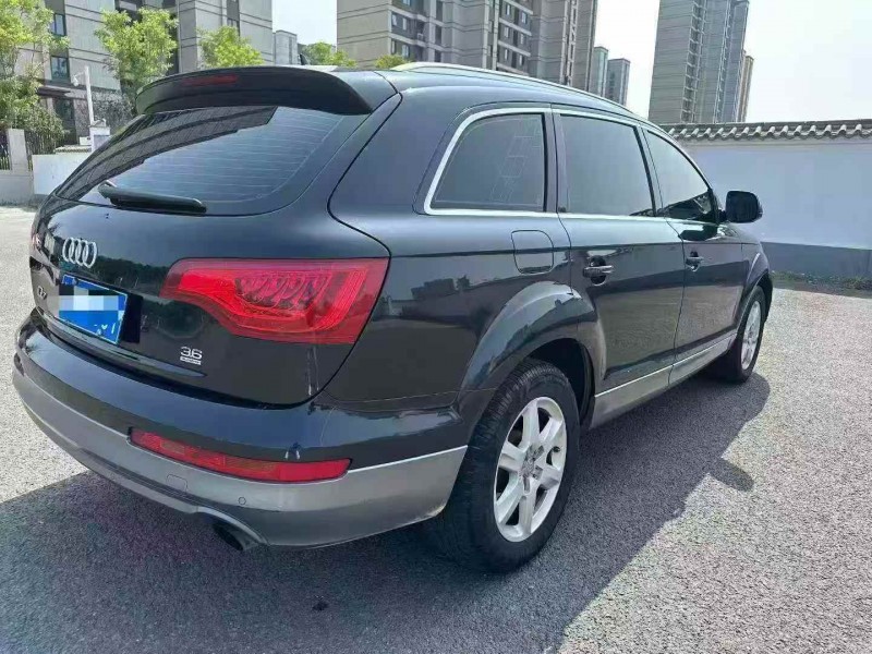 秦皇岛10年奥迪Q77