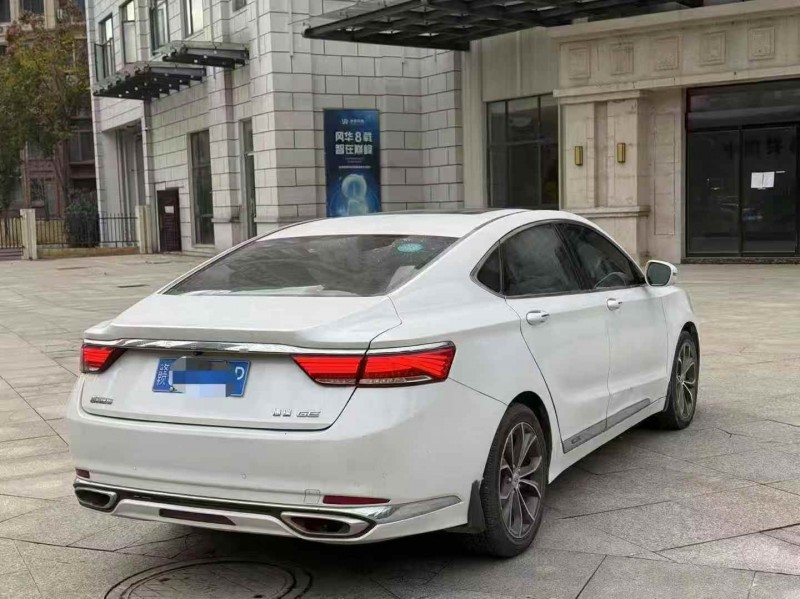 九江19年吉利博瑞7