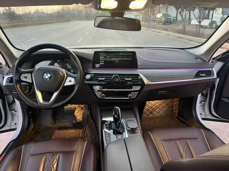 烟台20年宝马5系5