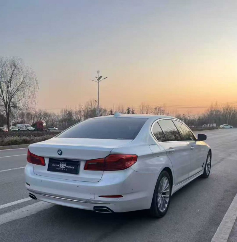 烟台20年宝马5系8