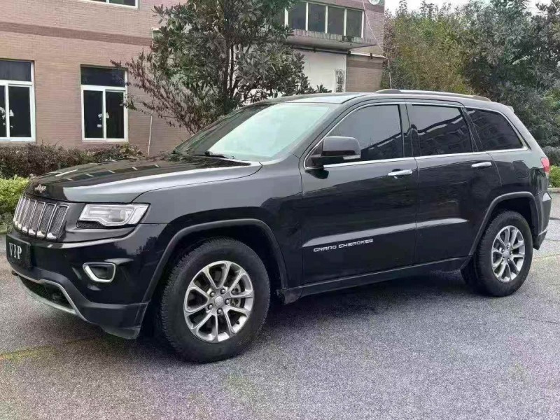 十堰14年Jeep大切诺基2