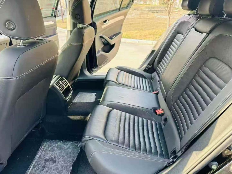 潍坊22年大众迈腾6