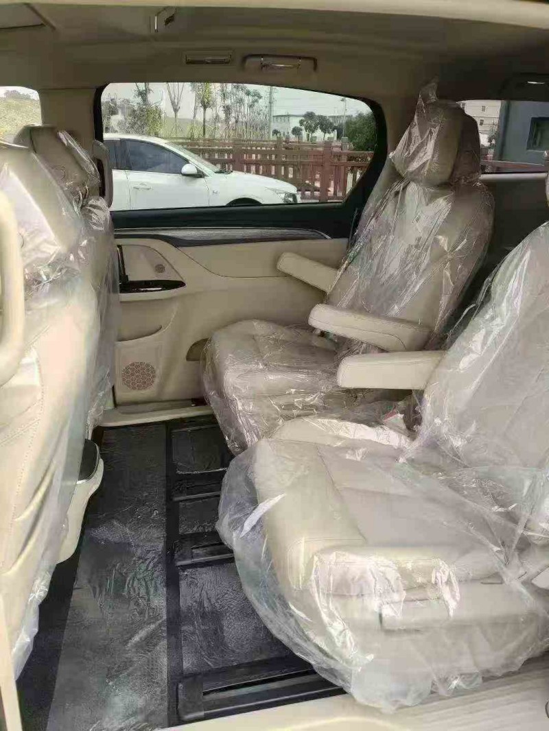 金华25年别克GL86