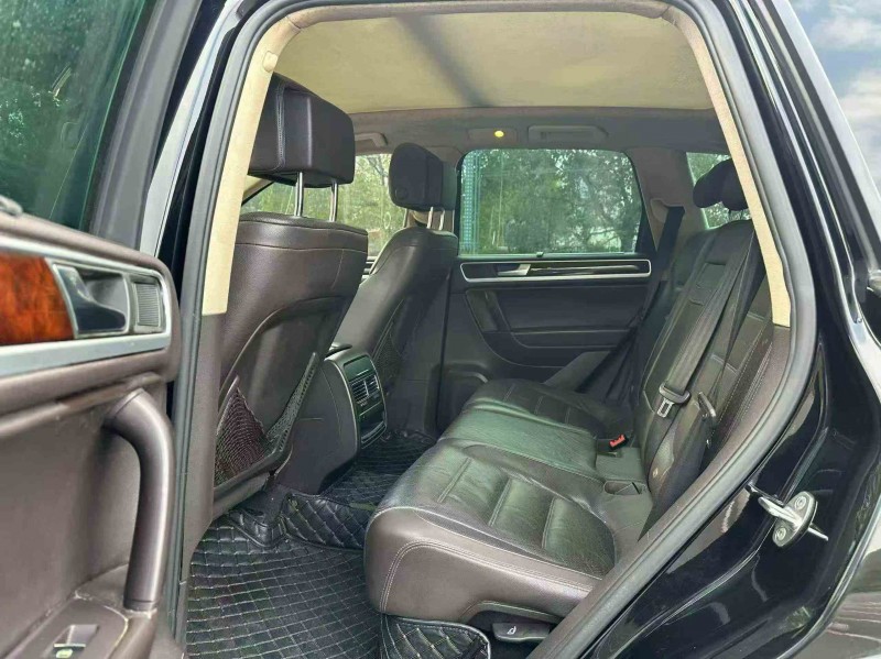 重庆12年大众途锐3