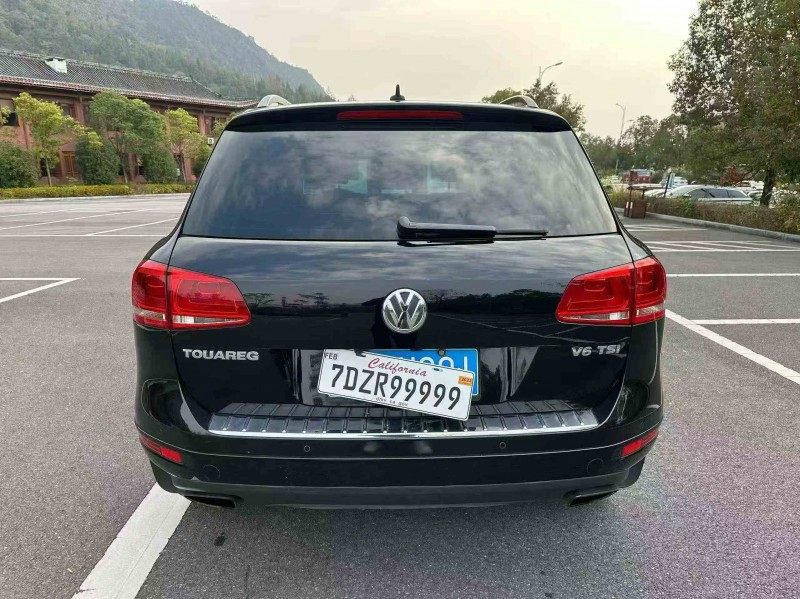 重庆12年大众途锐7