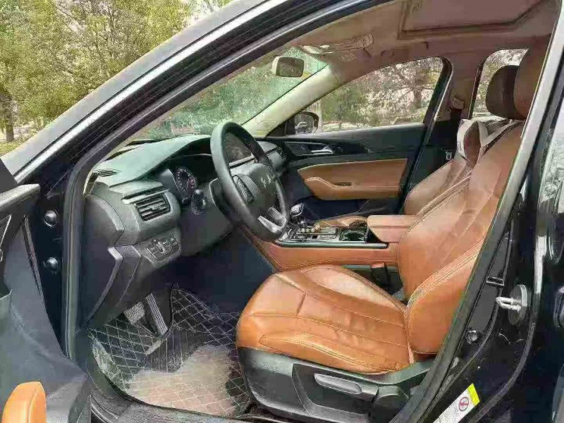 重庆18年红旗H54