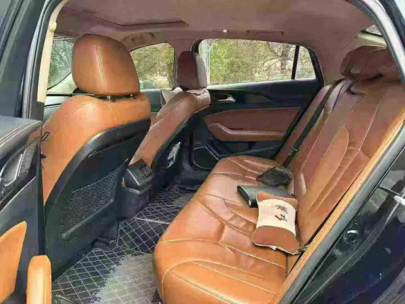 重庆18年红旗H55