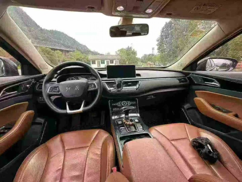 重庆18年红旗H56