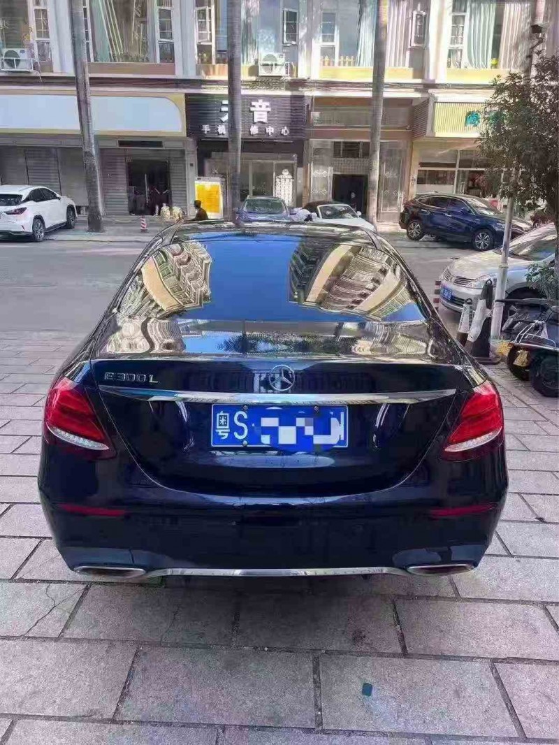 江门18年奔驰E9