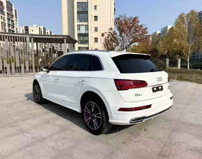 无锡21年奥迪Q58