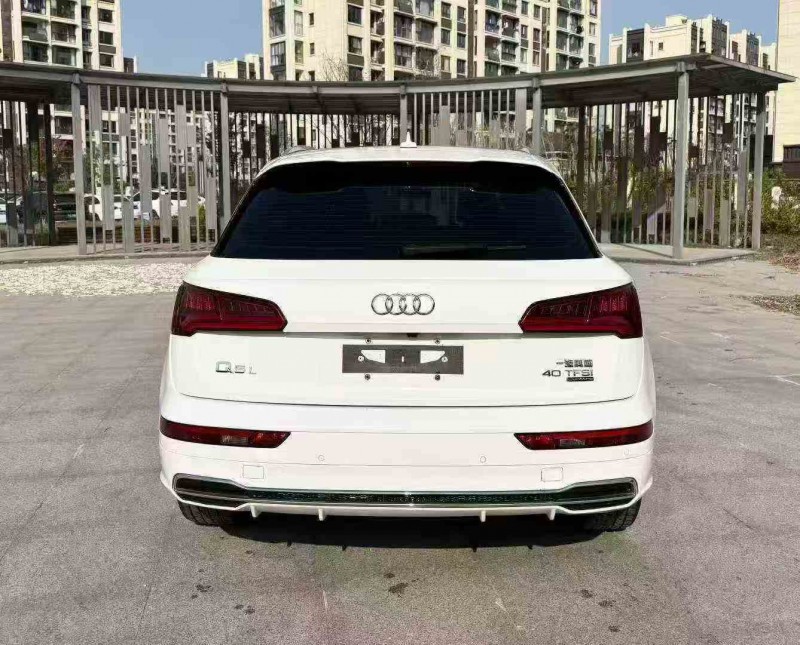 无锡21年奥迪Q59
